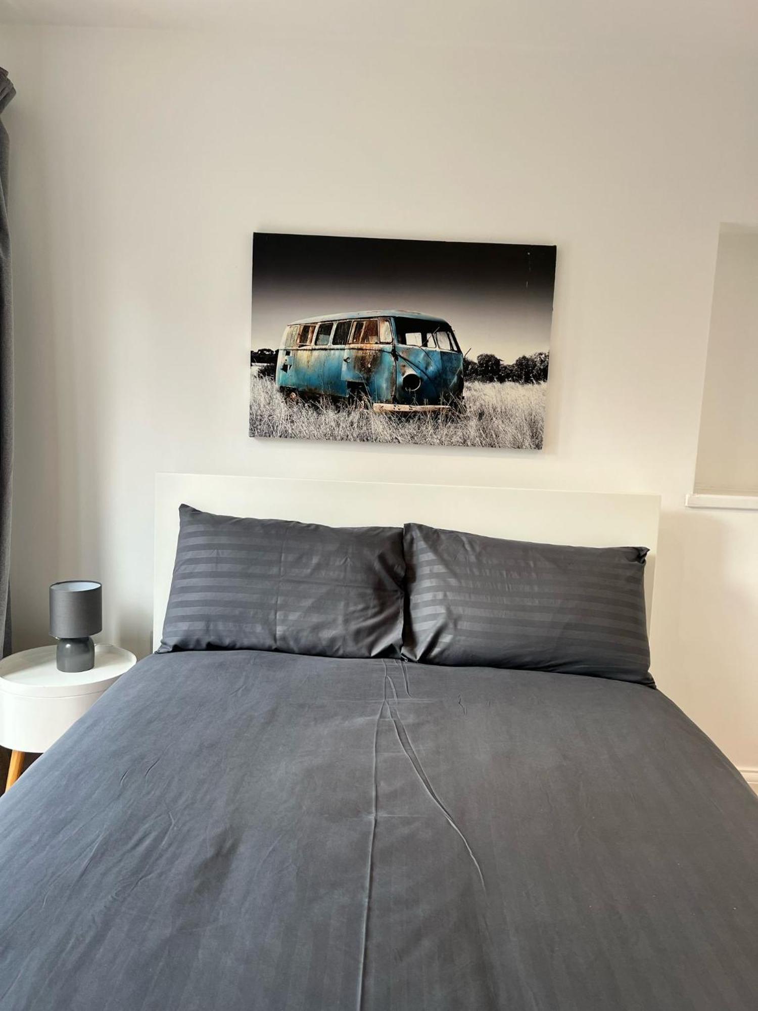 Hotel 93 West Road à Londres Extérieur photo